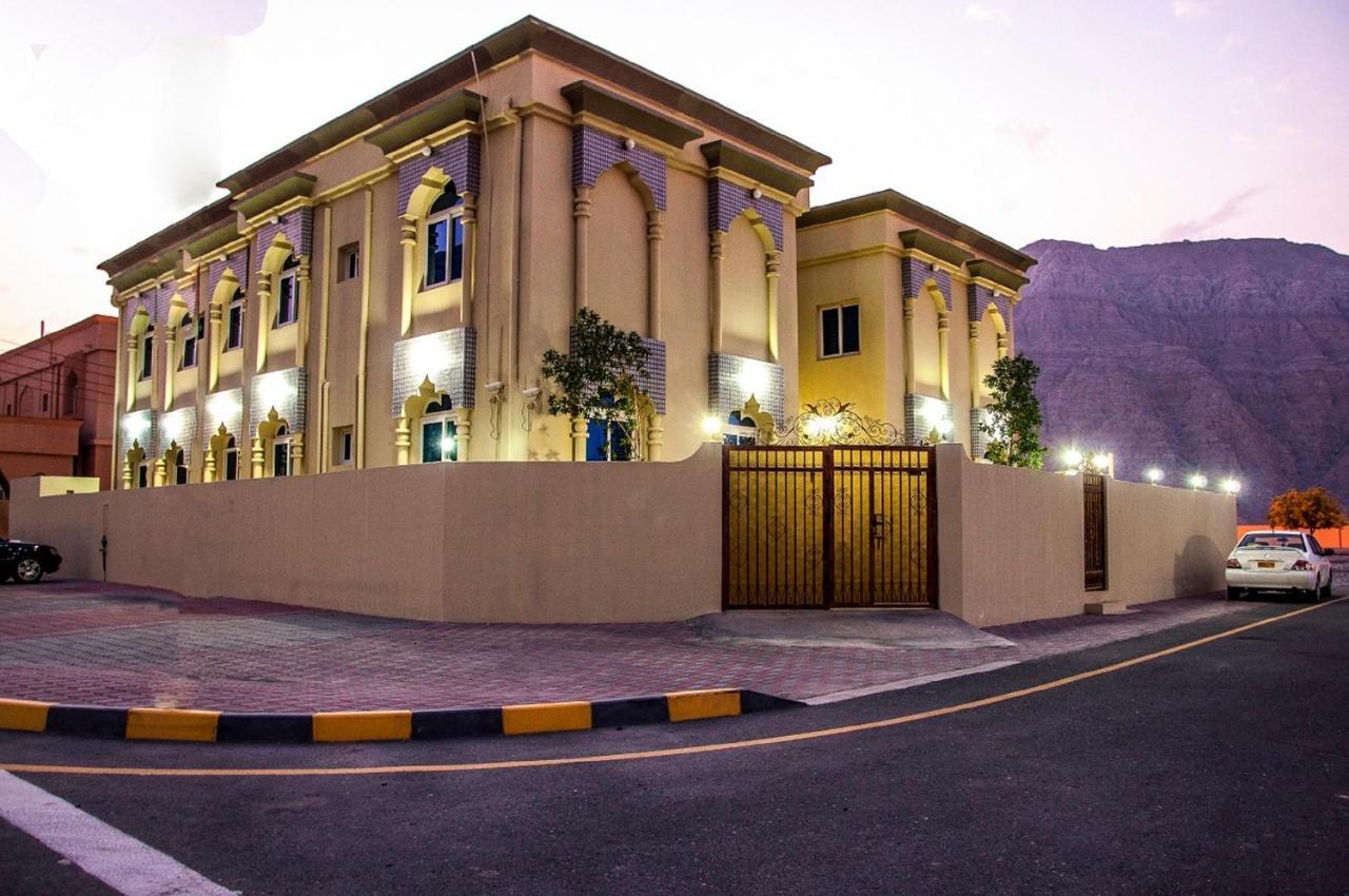 Esra Hotel Apartment Khasab Exterior photo